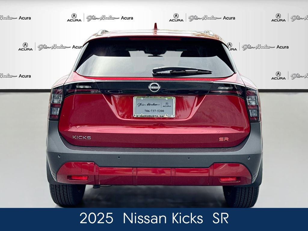 2025 Nissan Kicks SR