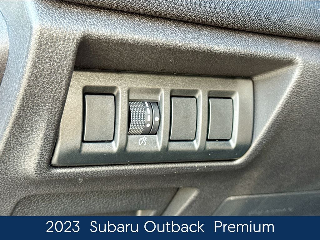 2023 Subaru Outback Premium