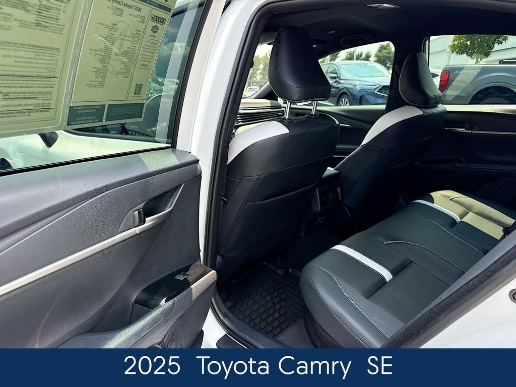 2025 Toyota Camry SE