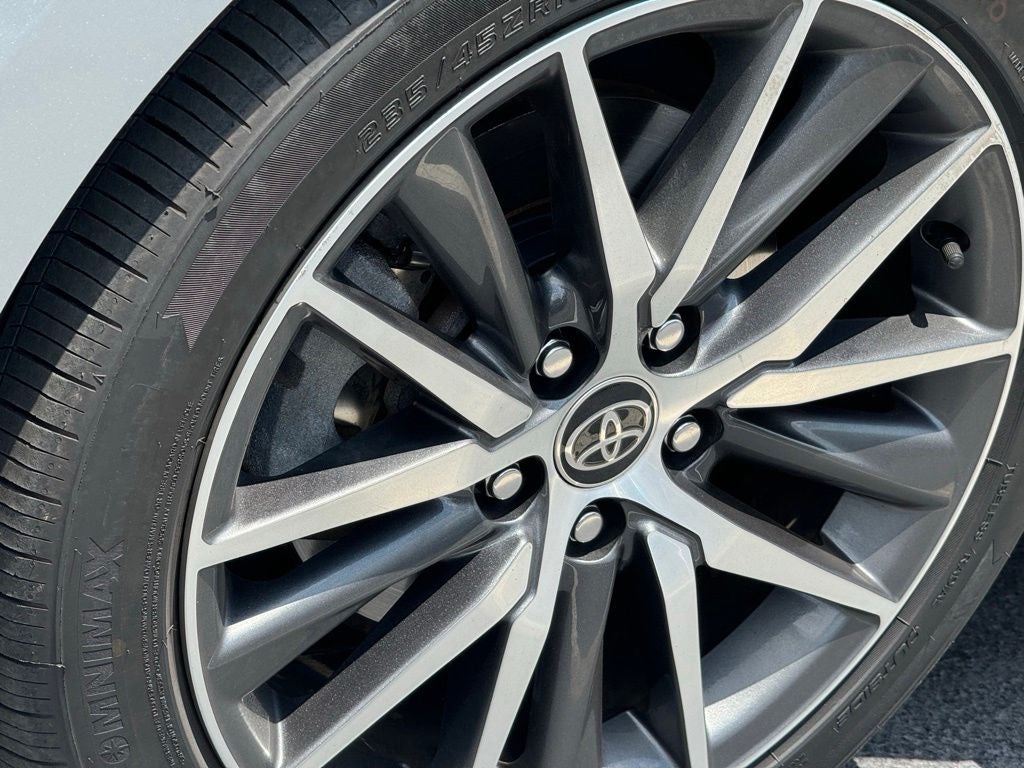 2023 Toyota Camry XLE