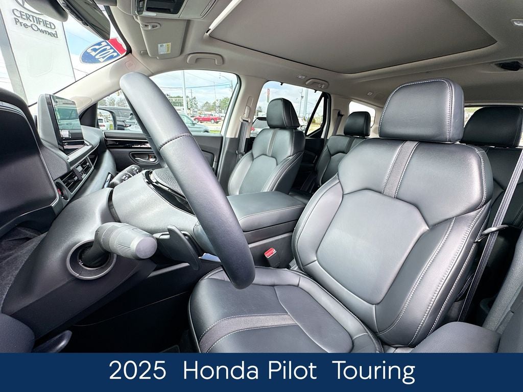 2025 Honda Pilot Touring