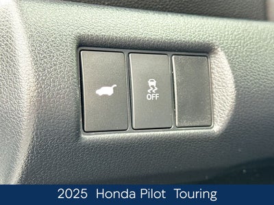 2025 Honda Pilot Touring
