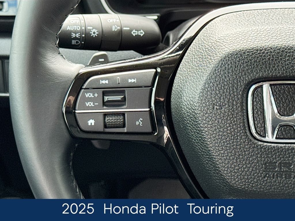 2025 Honda Pilot Touring