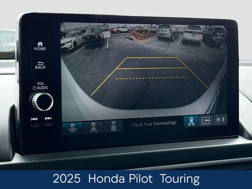 2025 Honda Pilot Touring