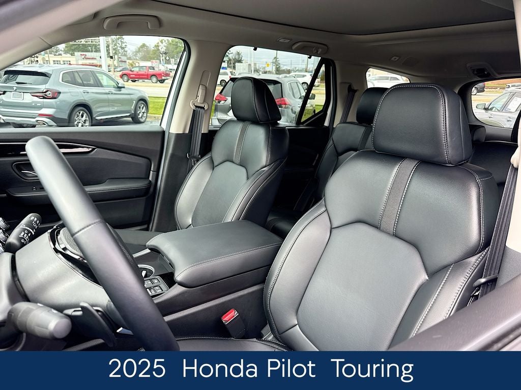 2025 Honda Pilot Touring