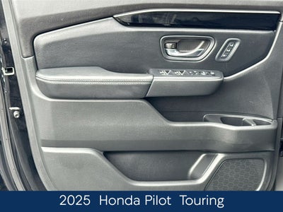 2025 Honda Pilot Touring