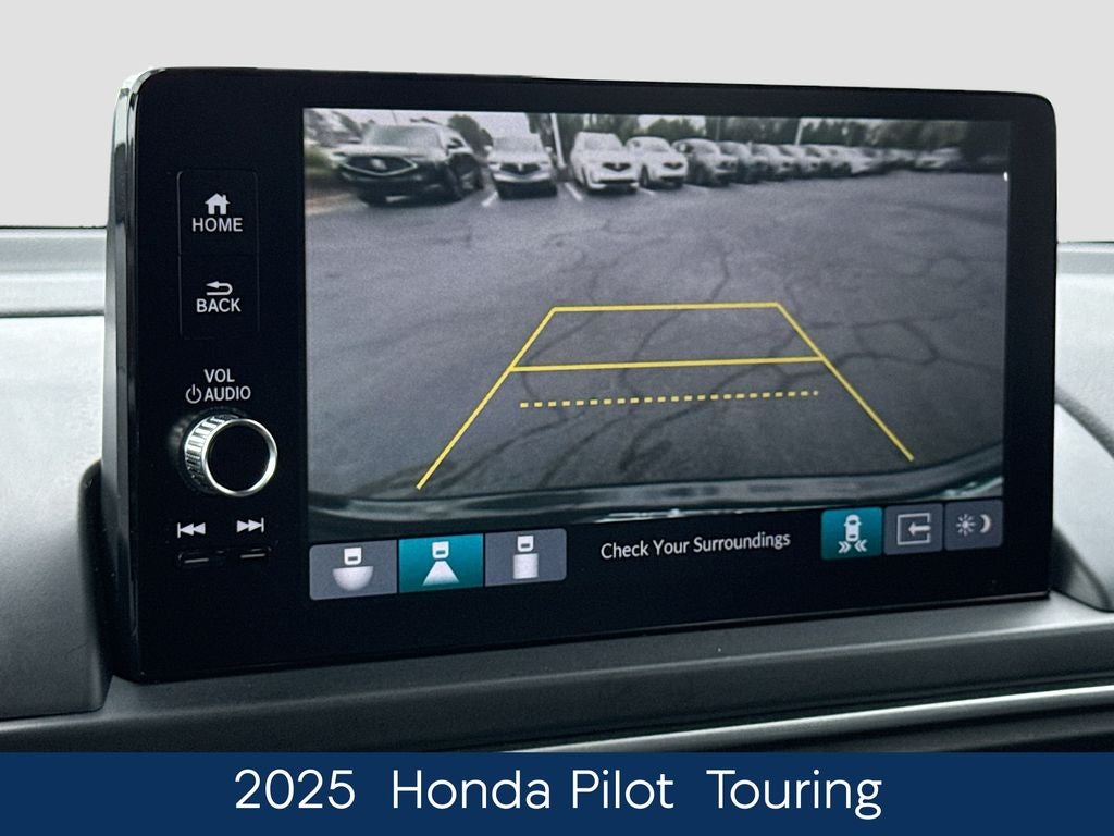 2025 Honda Pilot Touring