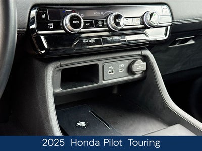 2025 Honda Pilot Touring