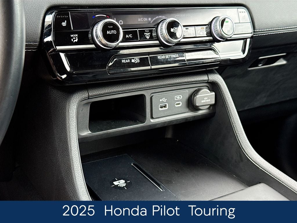 2025 Honda Pilot Touring