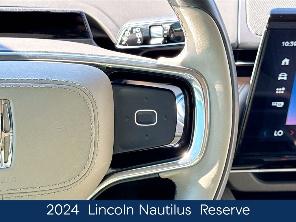 2024 Lincoln Nautilus Reserve