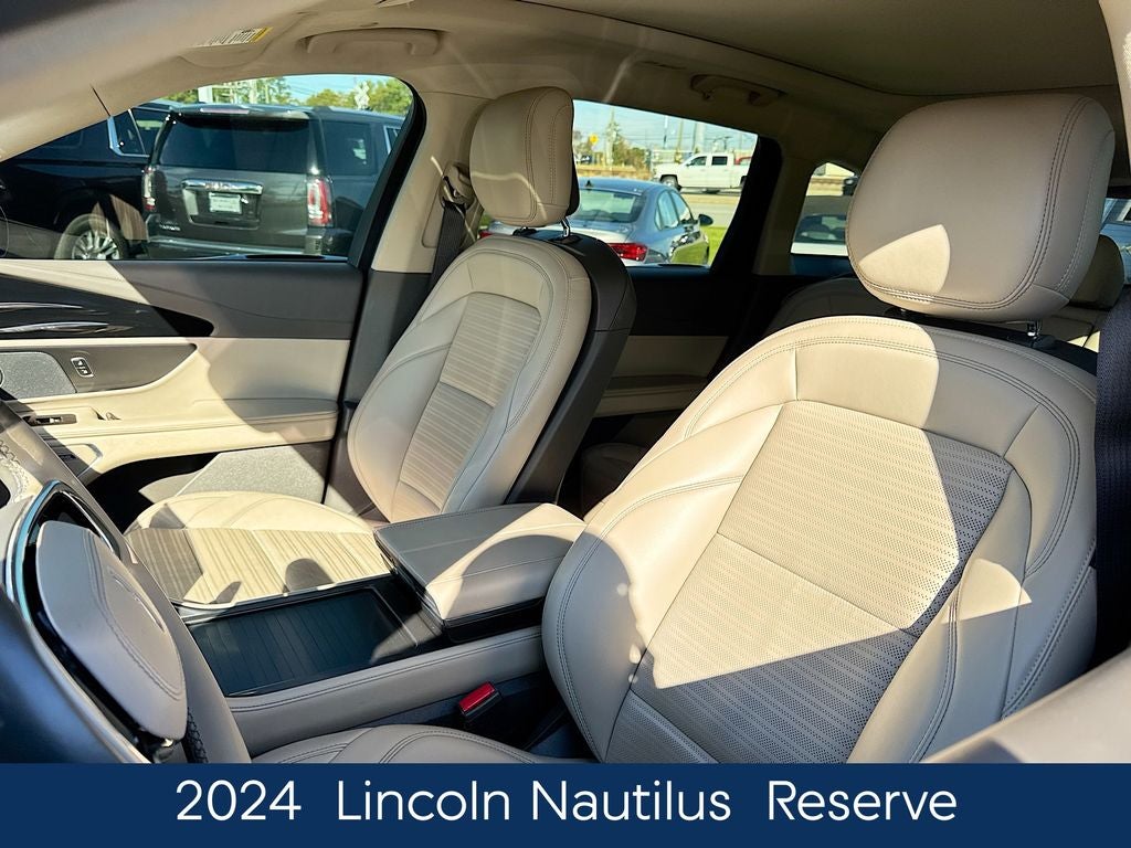 2024 Lincoln Nautilus Reserve