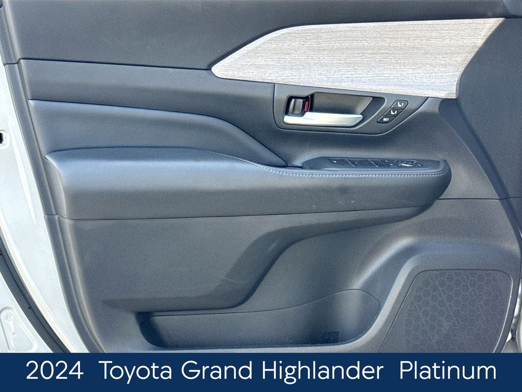 2024 Toyota Grand Highlander Platinum