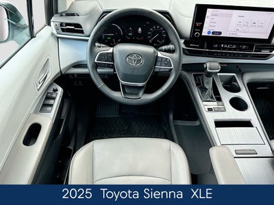 2025 Toyota Sienna XLE 8 Passenger