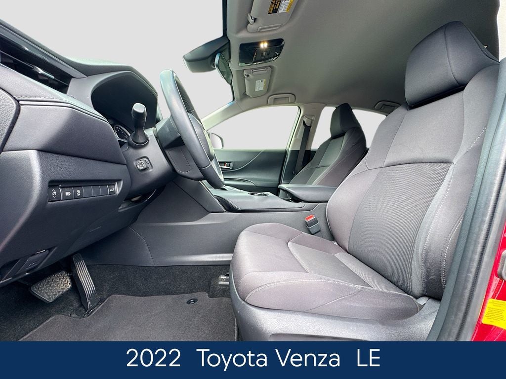 2022 Toyota Venza LE