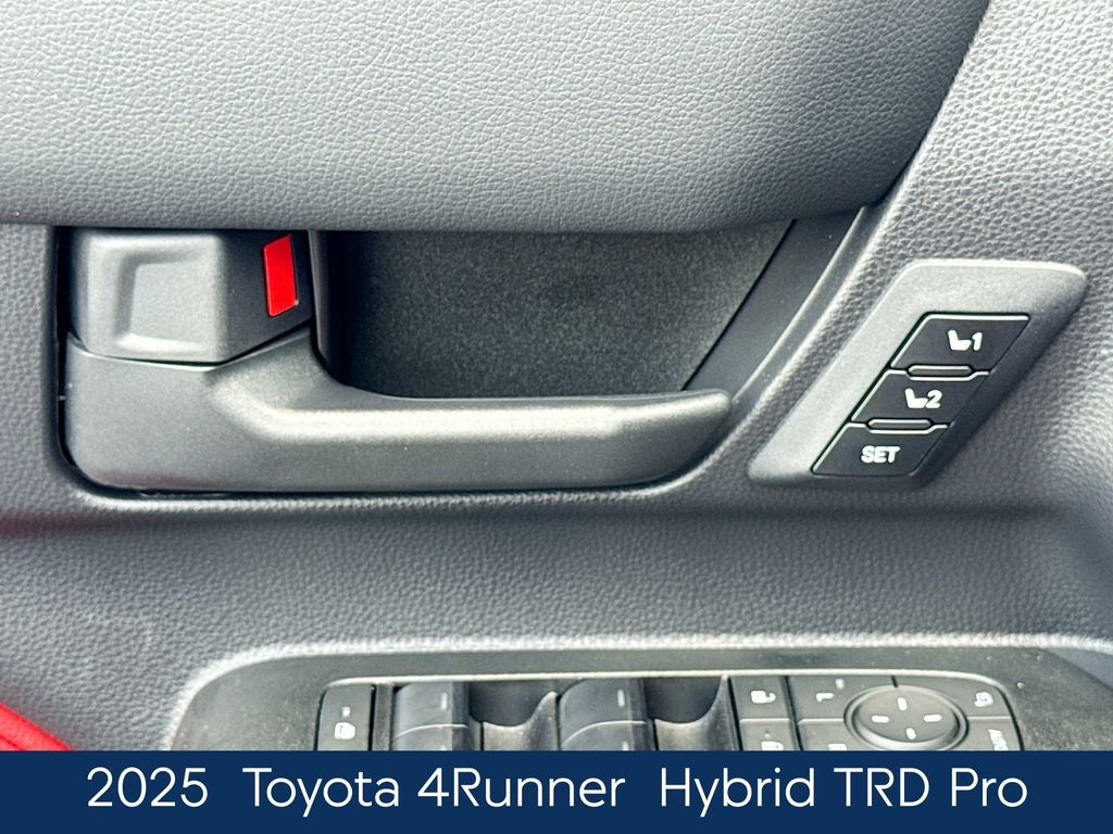 2025 Toyota 4Runner i-FORCE MAX Hybrid TRD Pro