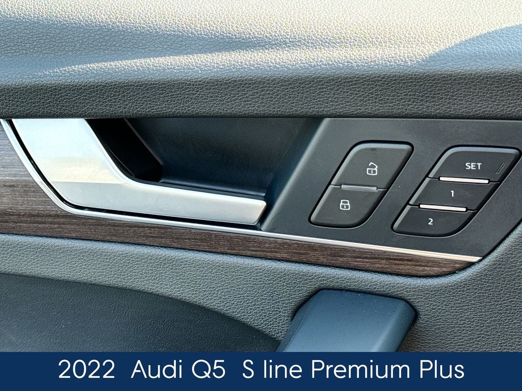 2022 Audi Q5 45 S line Premium quattro