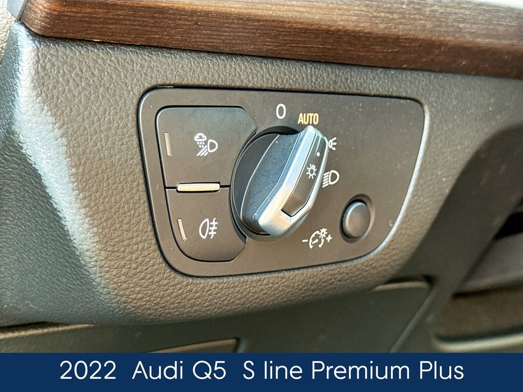 2022 Audi Q5 45 S line Premium quattro