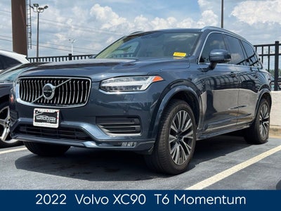 2022 Volvo XC90 T6 Momentum