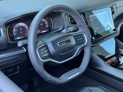 2024 Jeep Wagoneer Base