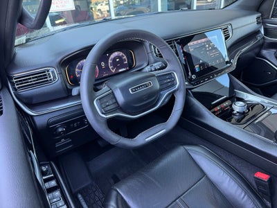 2024 Jeep Wagoneer Base