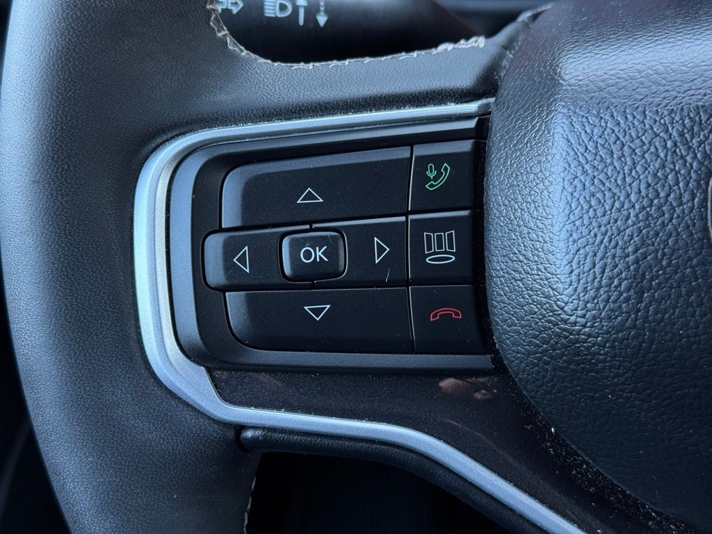 2024 Jeep Wagoneer Base