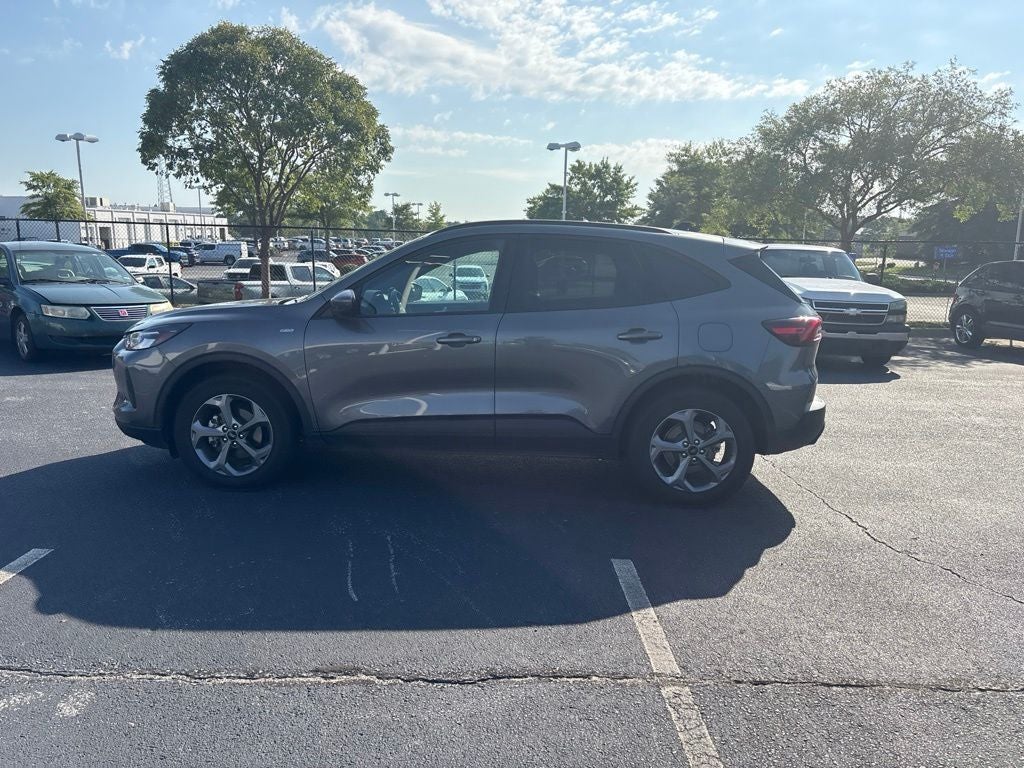 2025 Ford Escape ST-Line Select