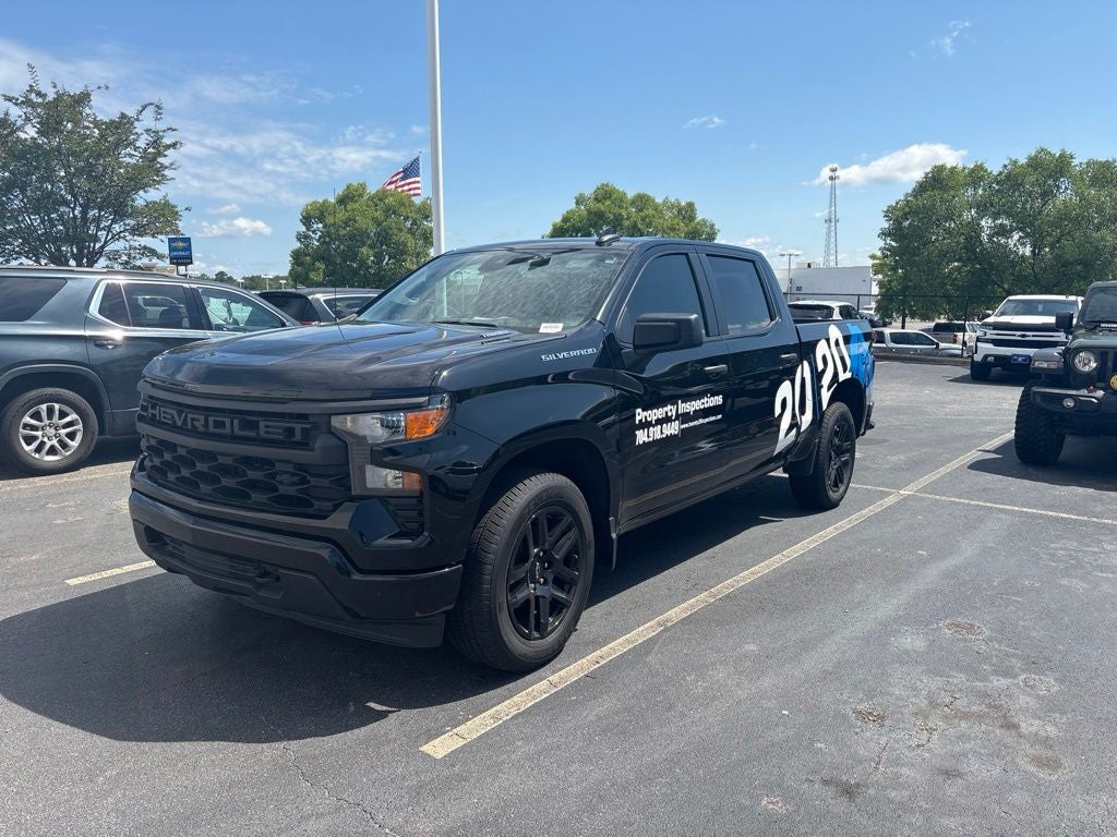 2025 Chevrolet Silverado 1500 Custom