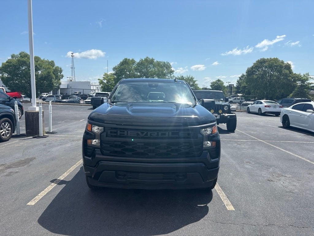 2025 Chevrolet Silverado 1500 Custom