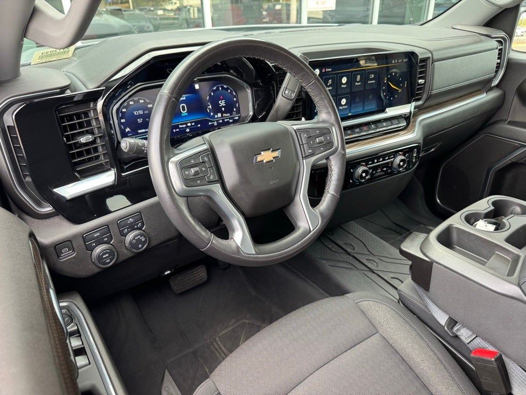 2022 Chevrolet Silverado 1500 LT LT1