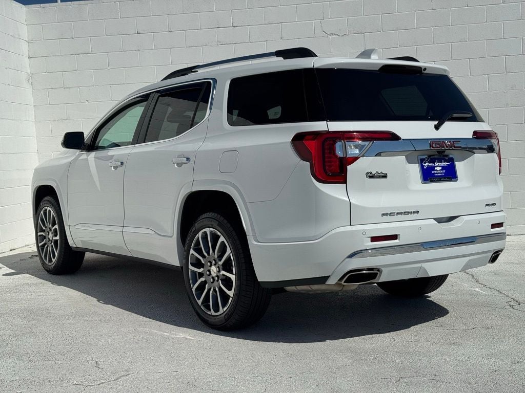 2023 GMC Acadia Denali