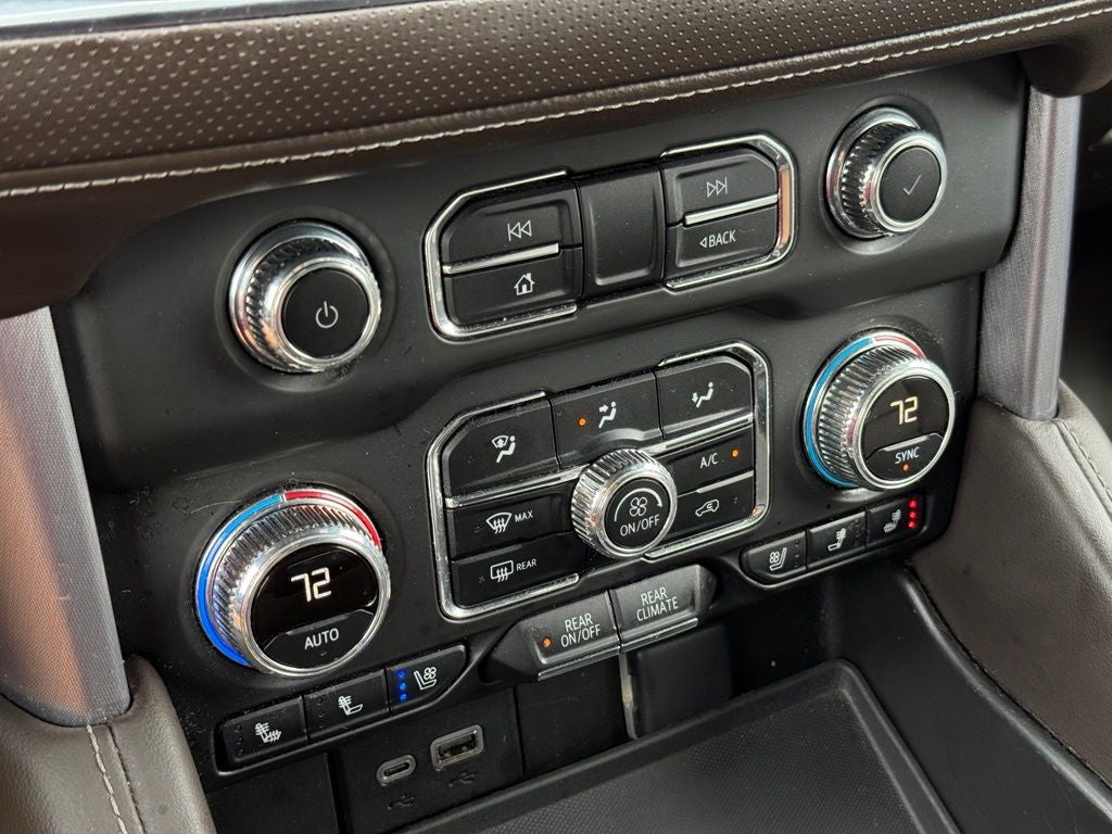 2024 GMC Yukon XL SLT