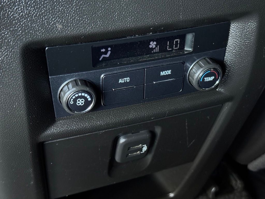 2019 Chevrolet Traverse LT Cloth w/1LT