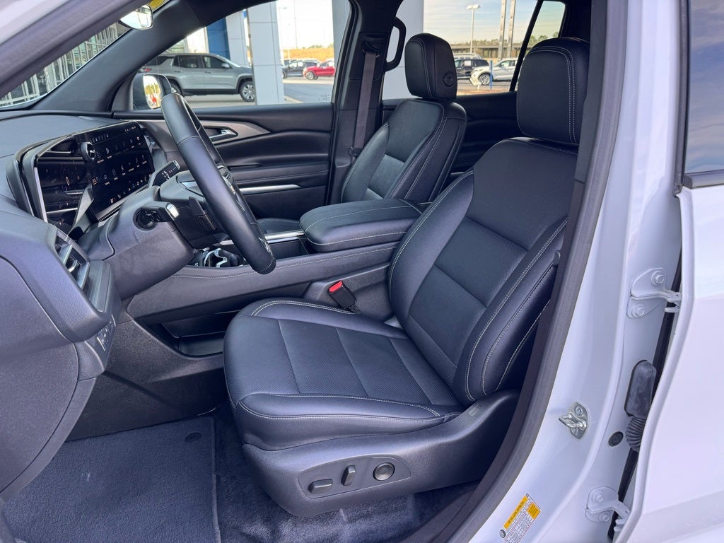 2025 Chevrolet Traverse LT 1LT