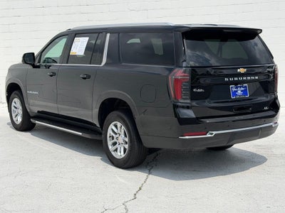 2025 Chevrolet Suburban LT