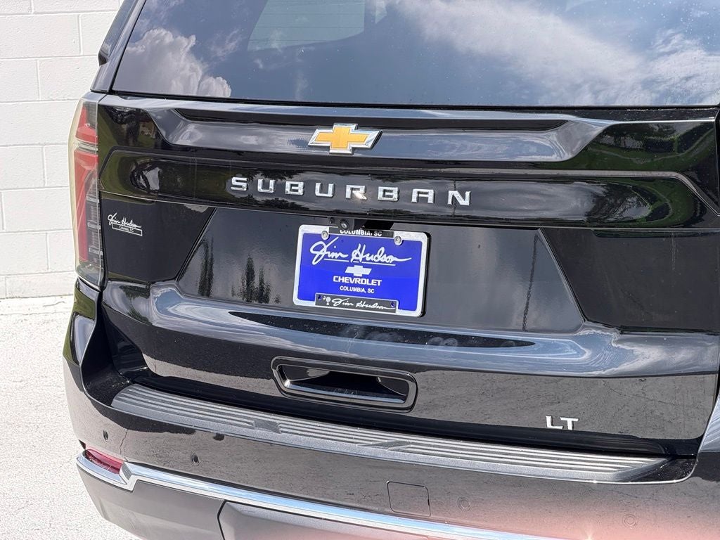 2025 Chevrolet Suburban LT