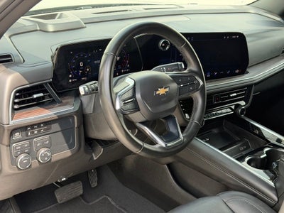 2025 Chevrolet Suburban LT