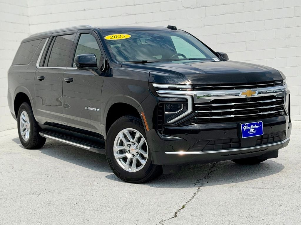 2025 Chevrolet Suburban LT