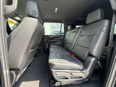 2025 Chevrolet Suburban LT