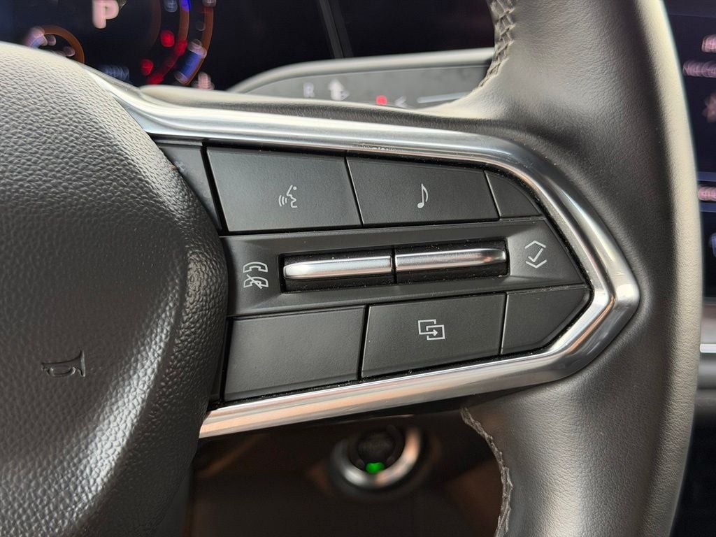 2025 Chevrolet Suburban LT