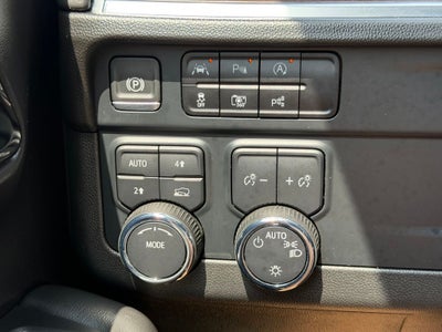 2025 Chevrolet Suburban LT