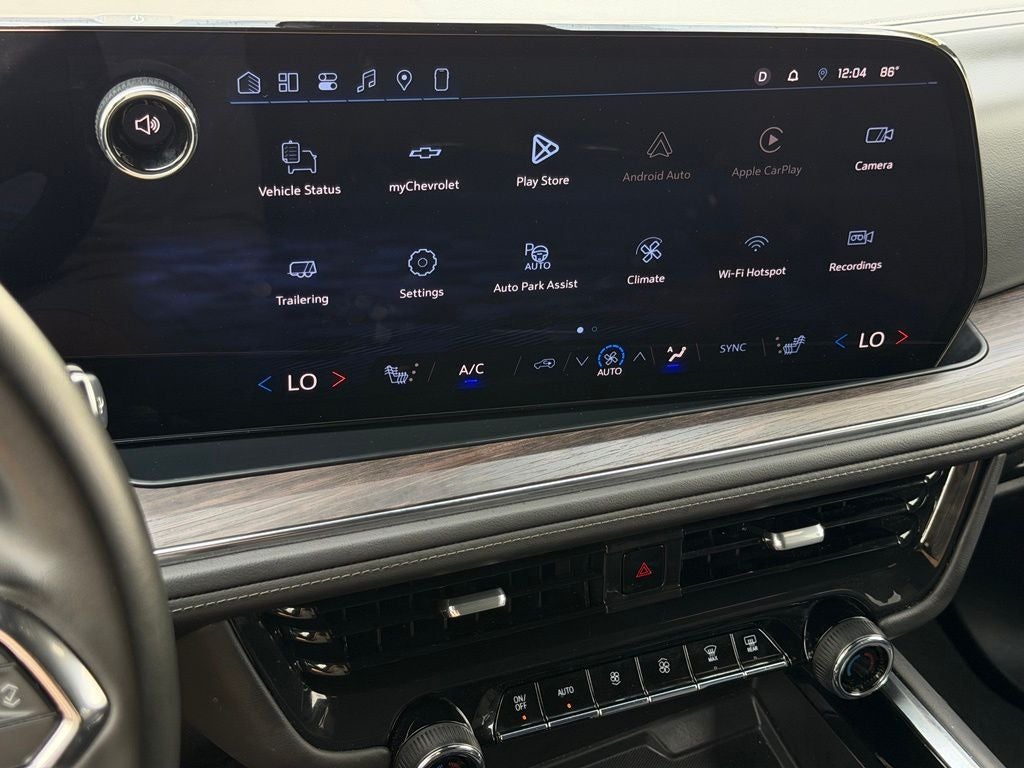 2025 Chevrolet Suburban LT