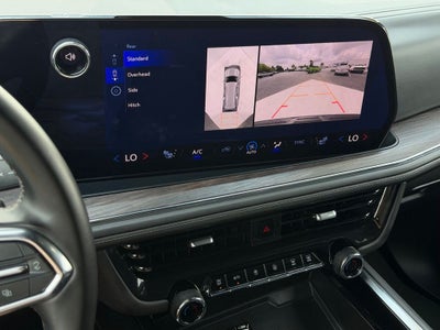 2025 Chevrolet Suburban LT