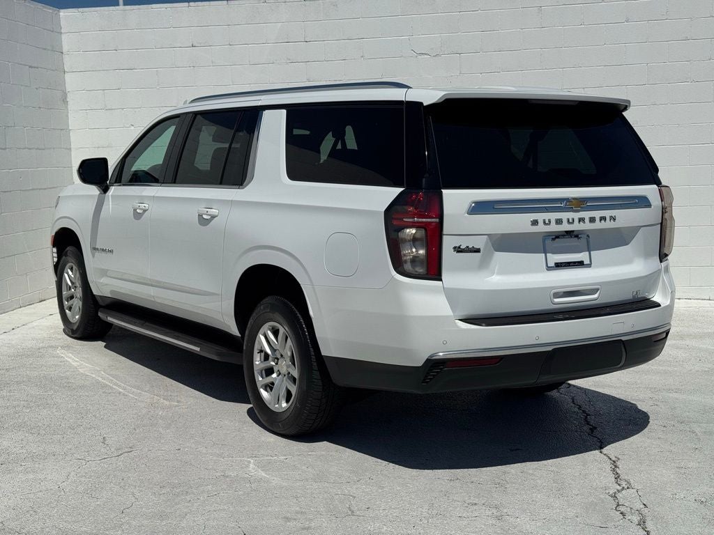 2024 Chevrolet Suburban LT
