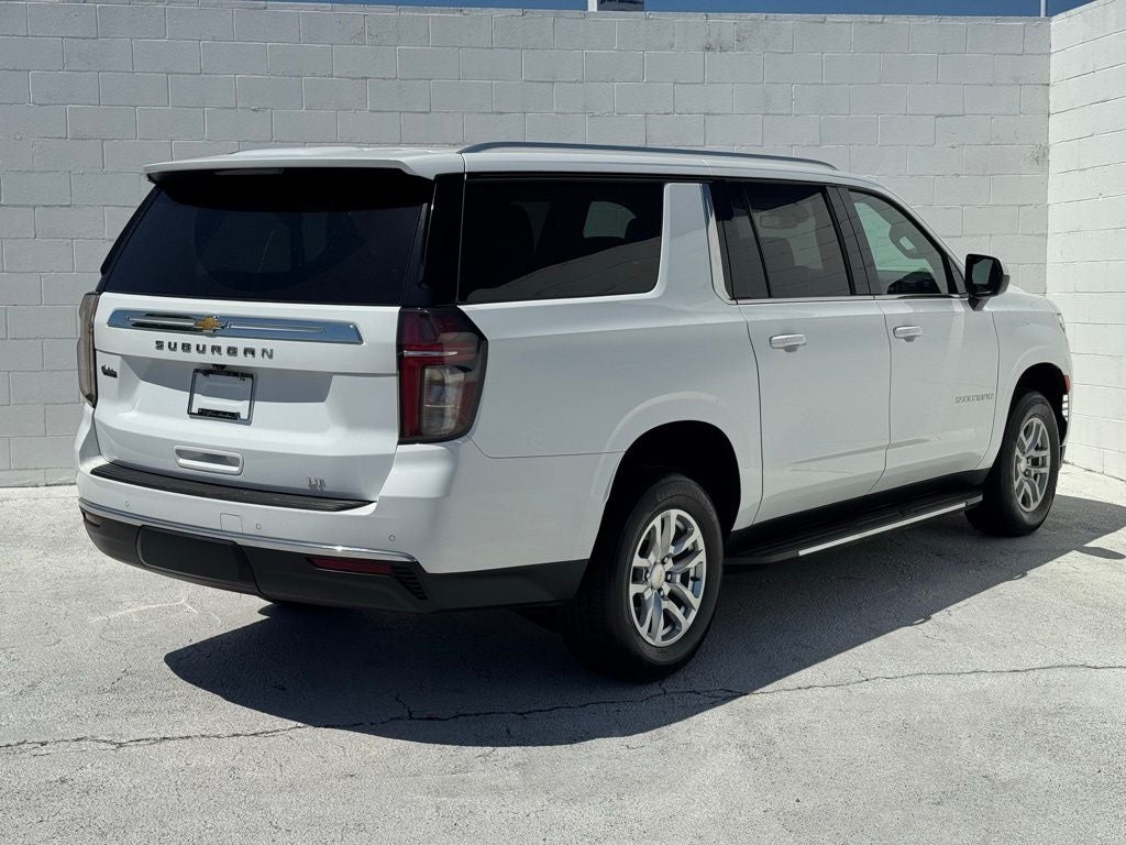 2024 Chevrolet Suburban LT
