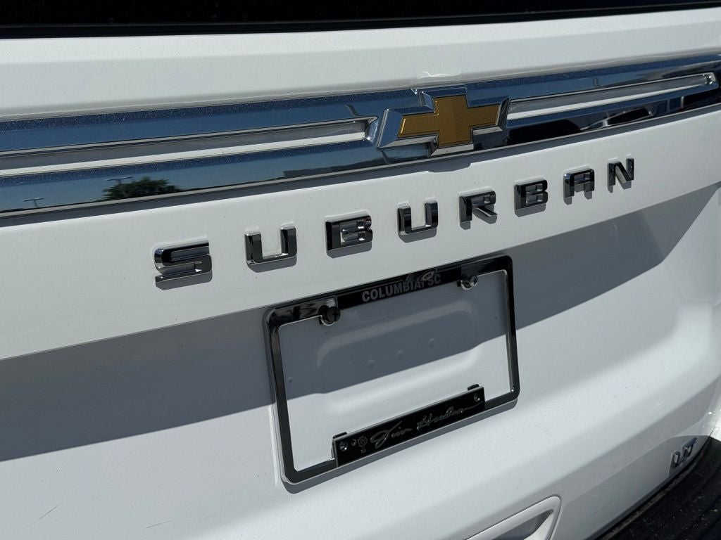 2024 Chevrolet Suburban LT