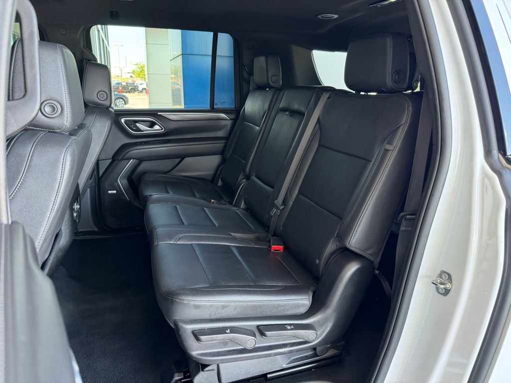 2024 Chevrolet Suburban LT