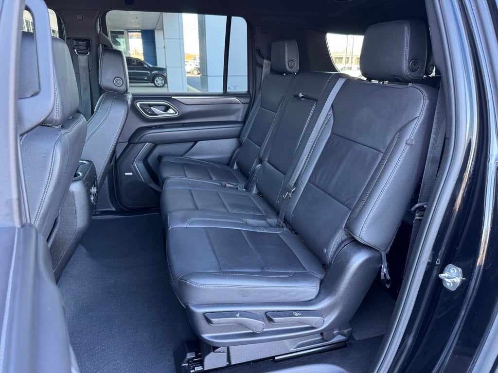 2024 Chevrolet Suburban LT