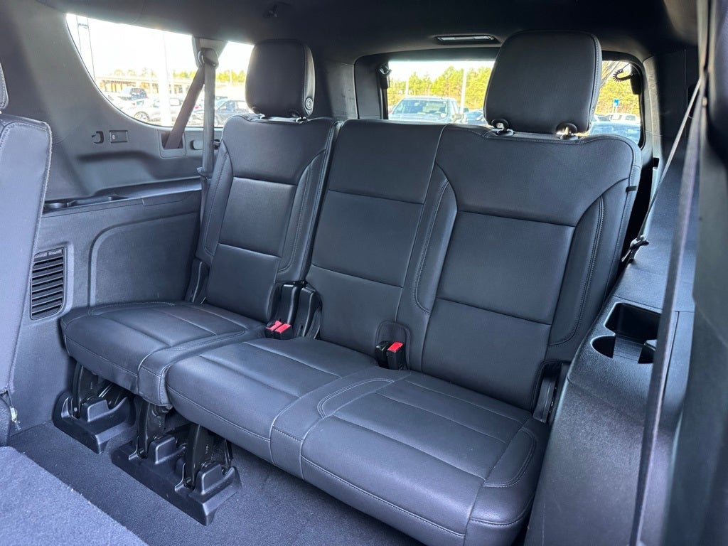 2024 Chevrolet Suburban LT