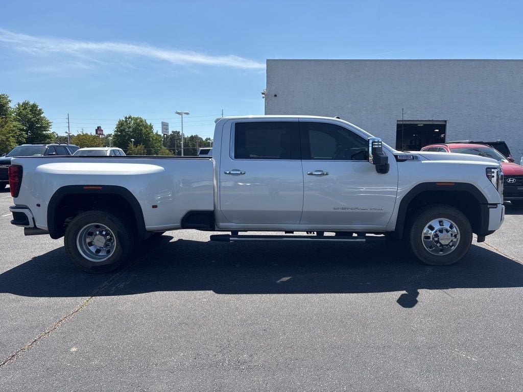 2024 GMC Sierra 3500HD Denali