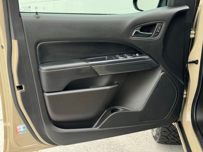 2022 GMC Canyon AT4 w/Leather